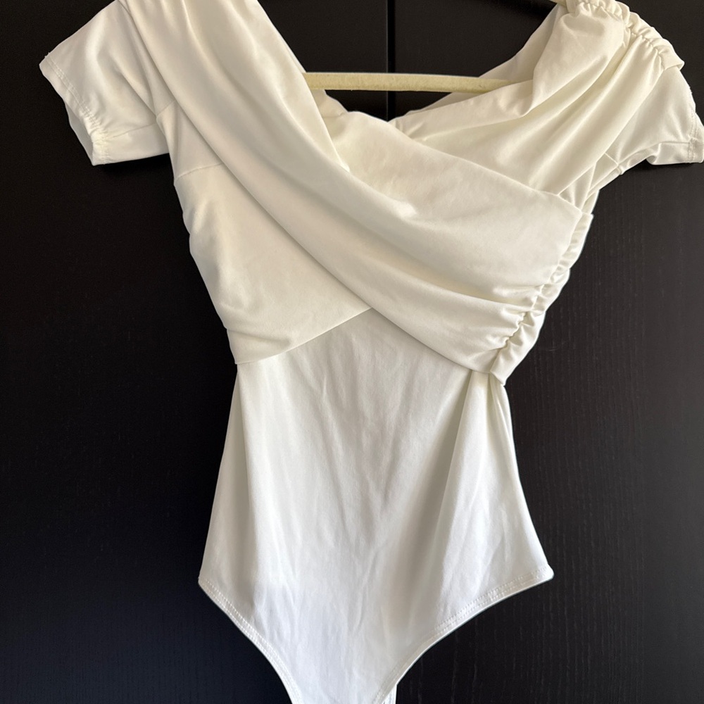 Chic Cream Women's Bodysuit